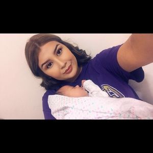 Meet your Posher, Julissa